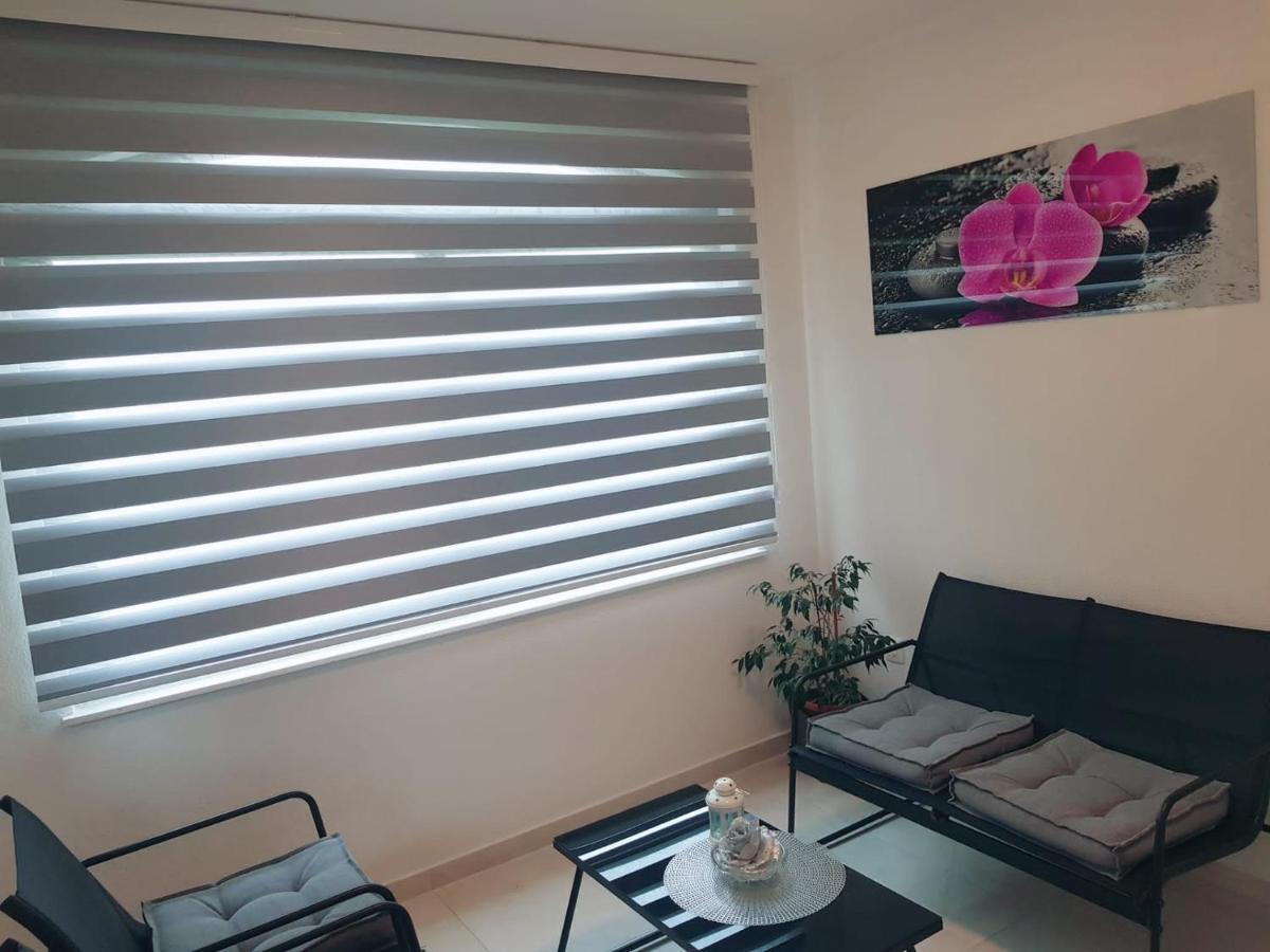 Apartman Tessa ヴェラ・ルカ エクステリア 写真